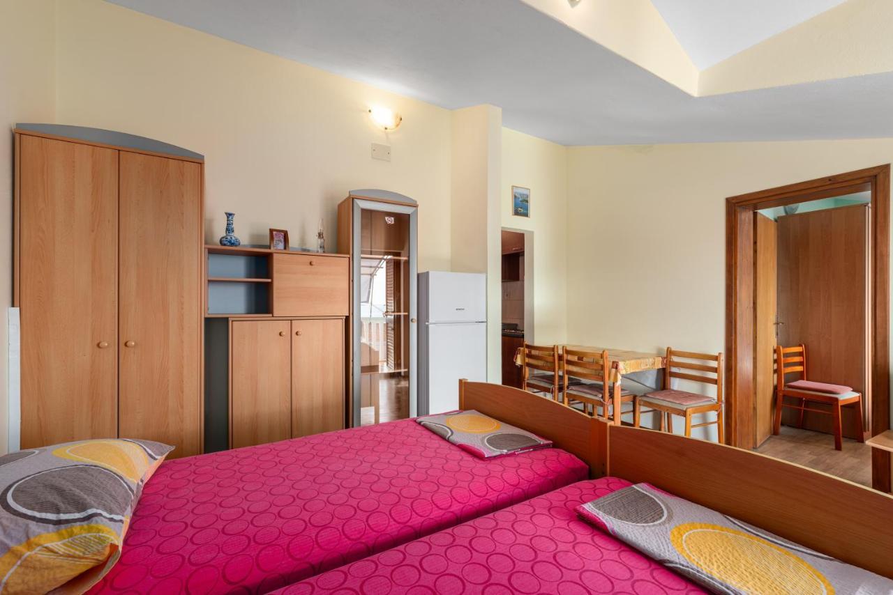 Apartments Angelo Бродарица Экстерьер фото